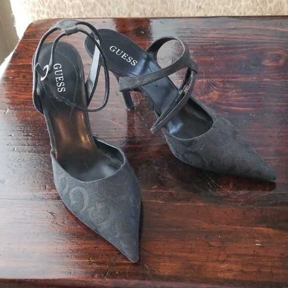 Heels - Picture 2 of 3